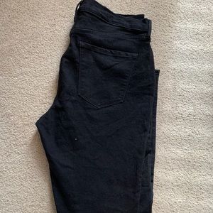 Black old navy jeans. size 14